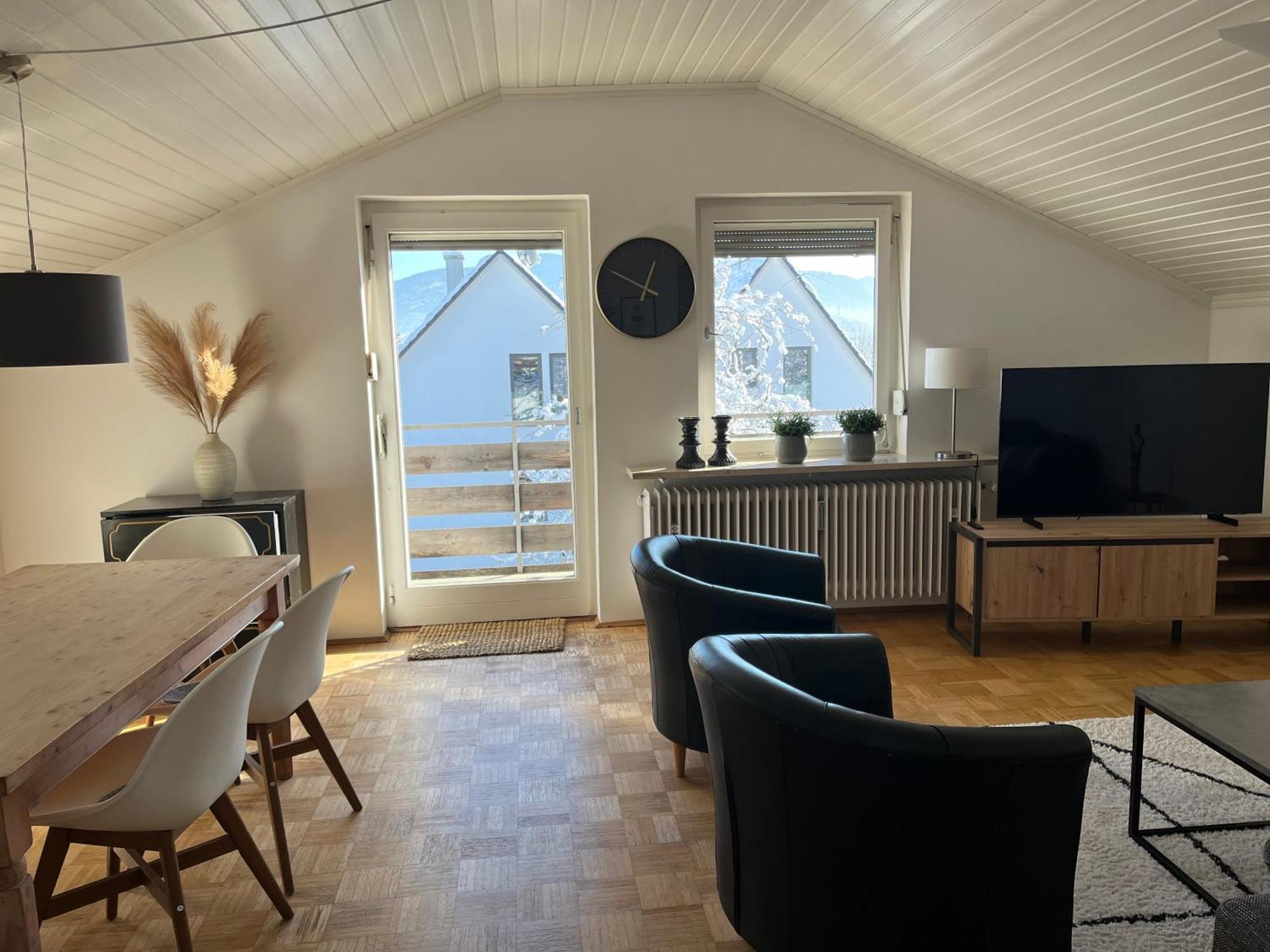 Helle, Ruhige Ferienwohnung Mit Balkon Бад-Тельц Екстер'єр фото